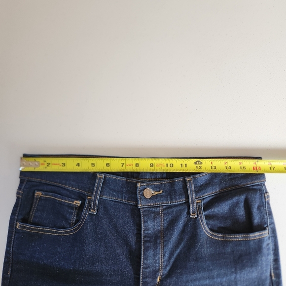 Levis 720 High Rise Super Skinny Jeans Dark Wash Stretchy Denim Womens Size 32 - Picture 9 of 12